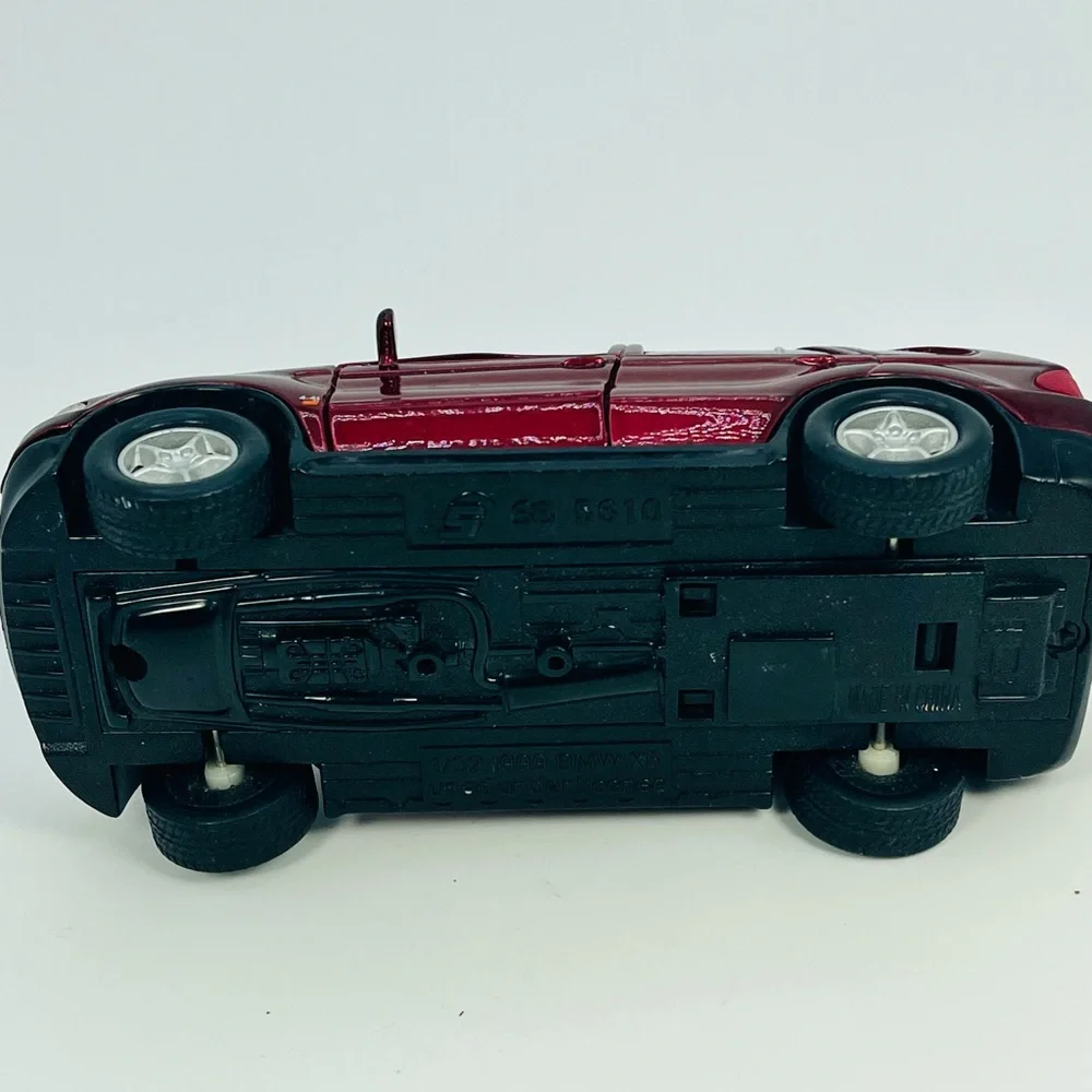 Sunnyside Diecast 1/32 1999 BMW X5 SUV Red Metallic Pullback Car Toy